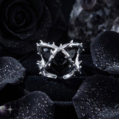 Thorn Heart Ring (Unisize-Adjustable)